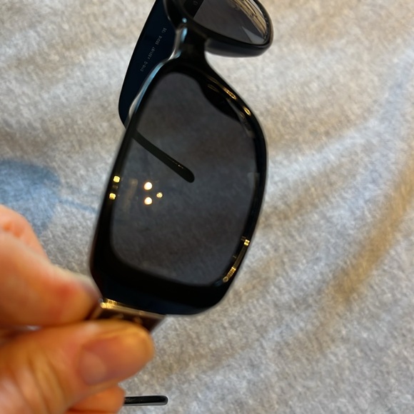 CHANEL SUNGLASSES 5115 - Picture 6 of 10